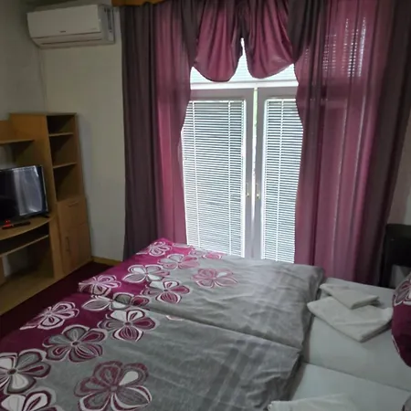 לינה וארוחת בוקר Stari Tocak Sarajevo Ilidža